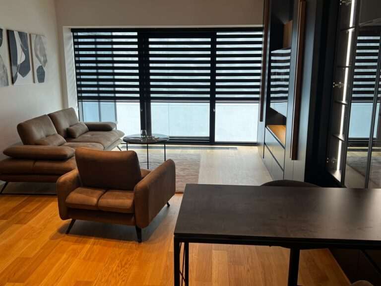Dizajn enterijera i nameštaja za modernu garsonjeru – luksuz i funkcionalnost u Kuli West 65